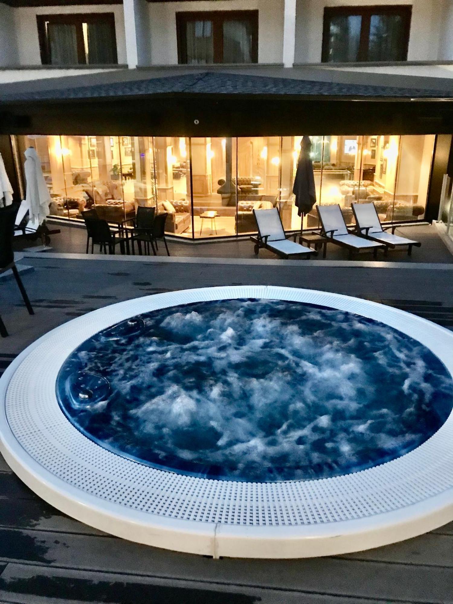 Private Spa Luxury Apartments Bansko Exterior photo